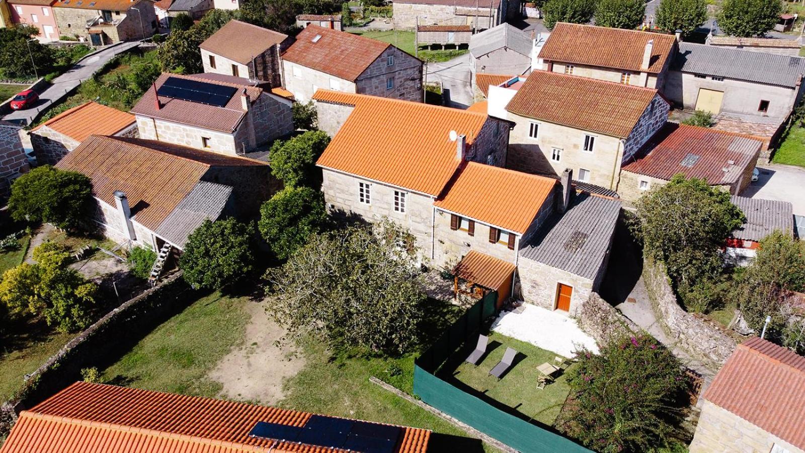 O Fogar Do Carpinteiro Villa การ์โนตา ภายนอก รูปภาพ