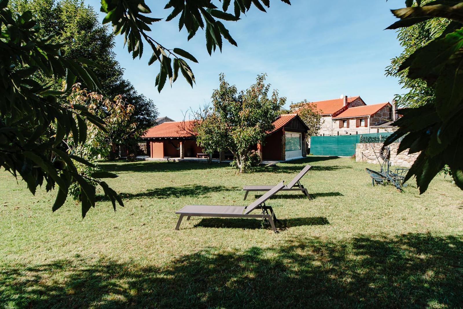 O Fogar Do Carpinteiro Villa การ์โนตา ภายนอก รูปภาพ