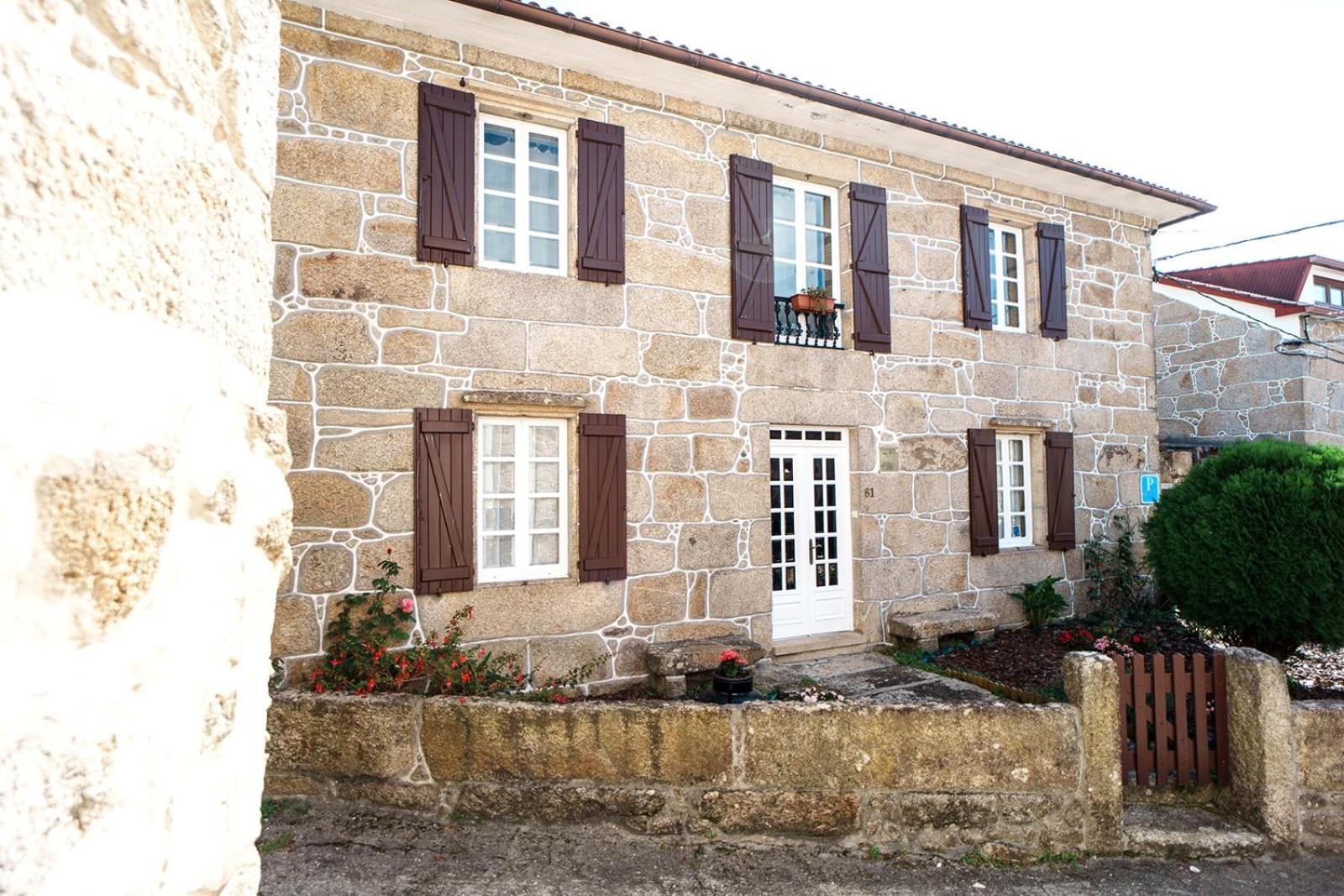 O Fogar Do Carpinteiro Villa การ์โนตา ภายนอก รูปภาพ