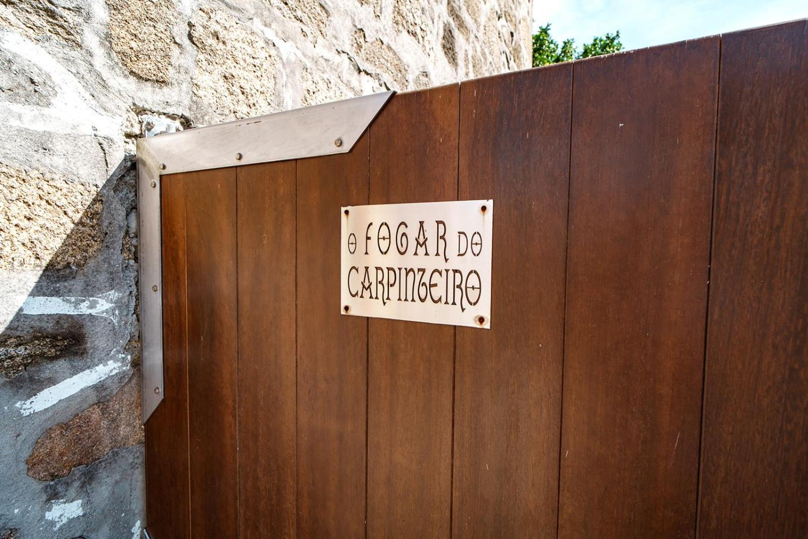 O Fogar Do Carpinteiro Villa การ์โนตา ภายนอก รูปภาพ